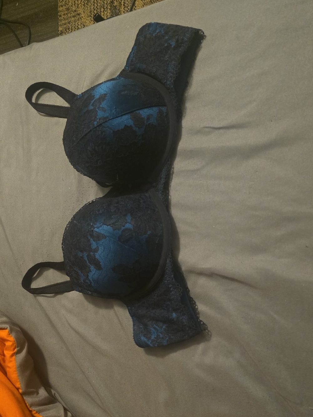 Lace-Trim Padded Bra in Deep Blue and Black